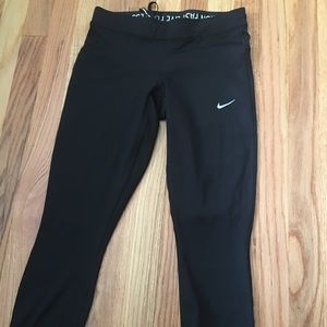 Mid calf Nike running pants!